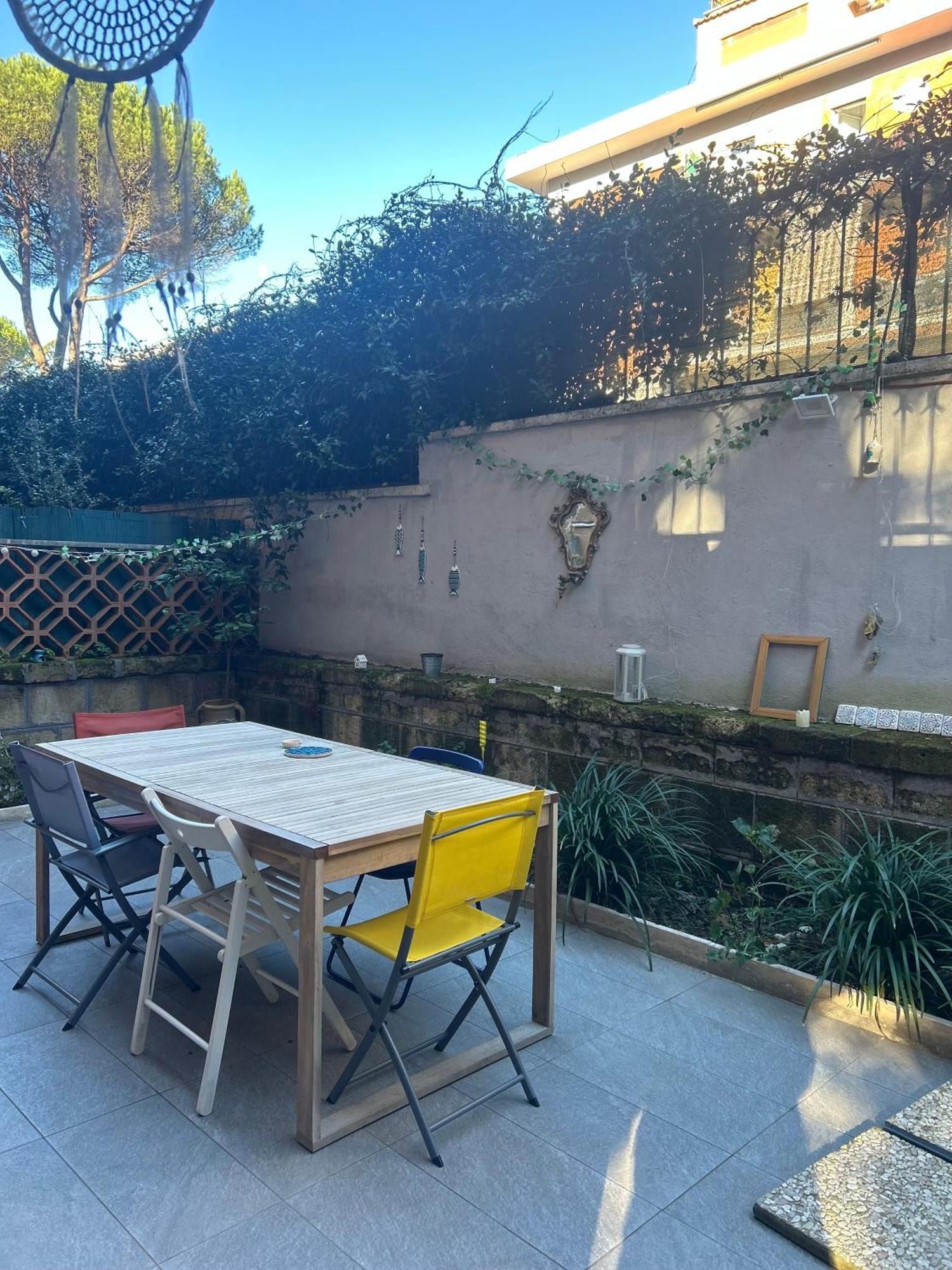 Happy House With Private Garden